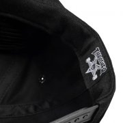 Thrasher Embroidered Flame Logo black Snap Back Gorra